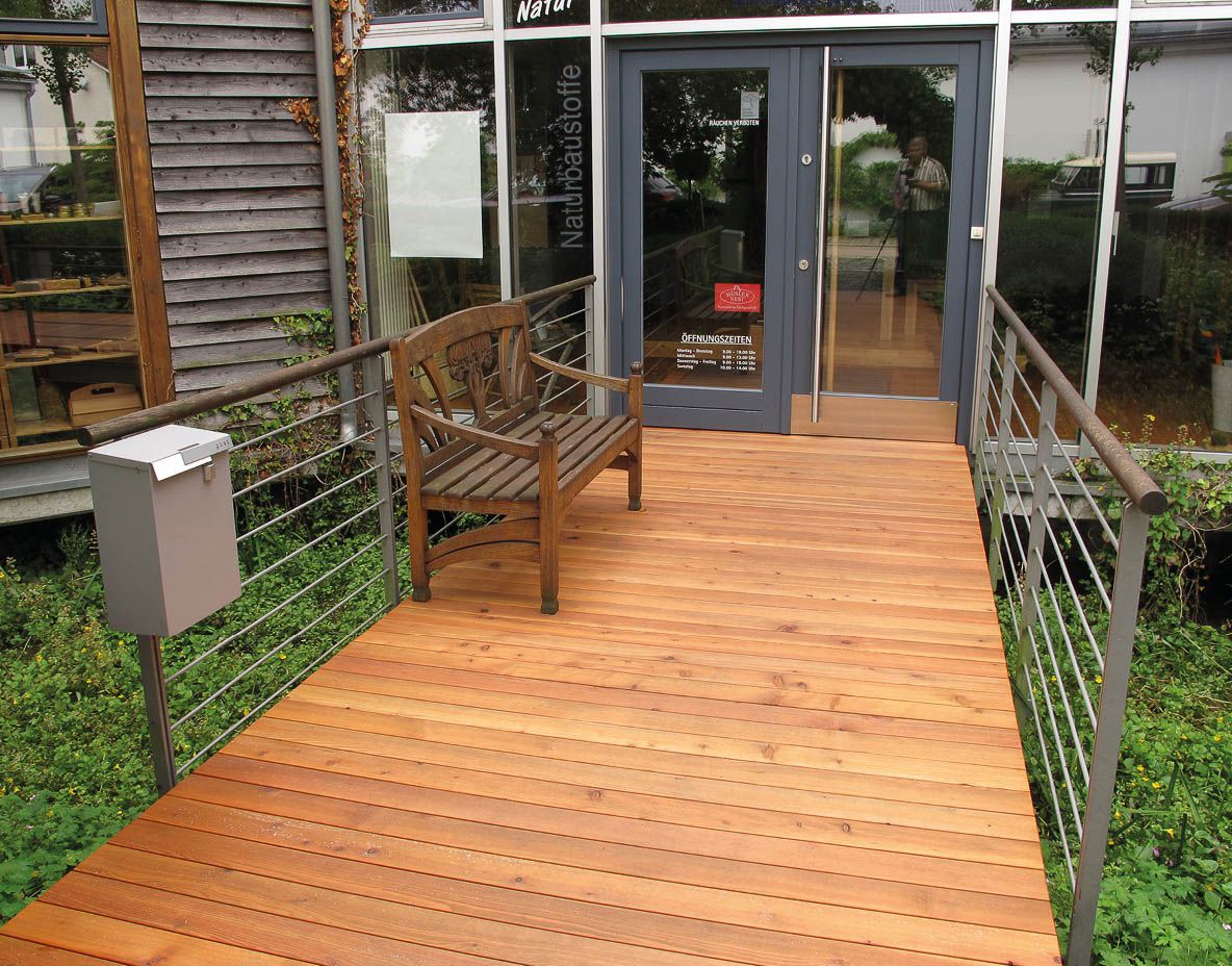 terrassendiele-l-rche-rift-geb-rstet-1x-allseitig-ge-lt-seitlich