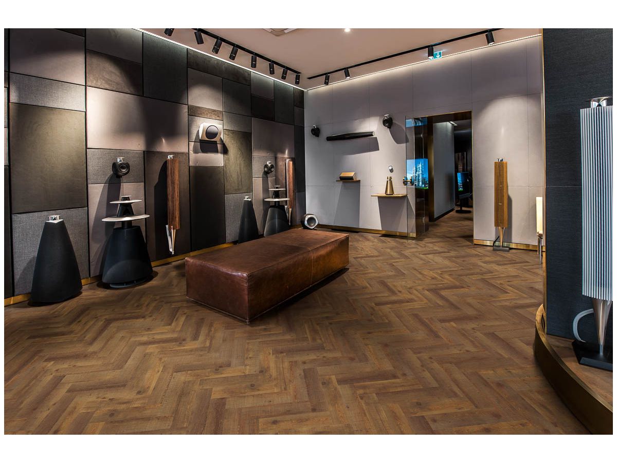 Kährs Luxury Tiles Dry Back Wood Komi D5