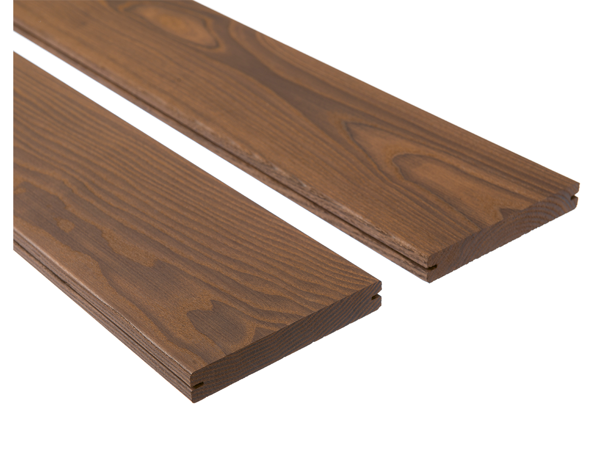 Terrassendiele Thermoesche select glatt Kanten gerundet seitlich genutet für Montagehalter